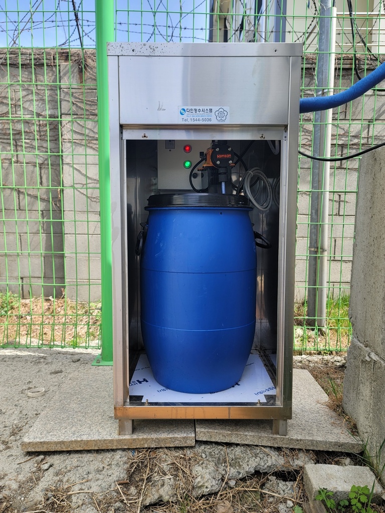 경기 양주 태풍인의 집 자동염소투입기 설치사진