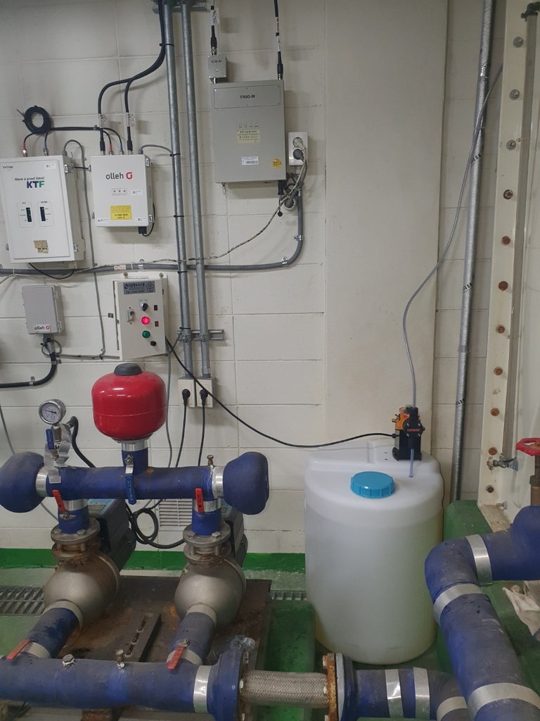 경기 화성 조암IC 영업소 자동염소투입기 설치사진